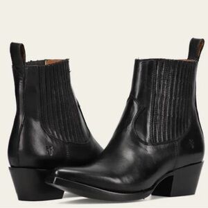 Frye Sacha Chelsea Ankle Booties Black Leather 7